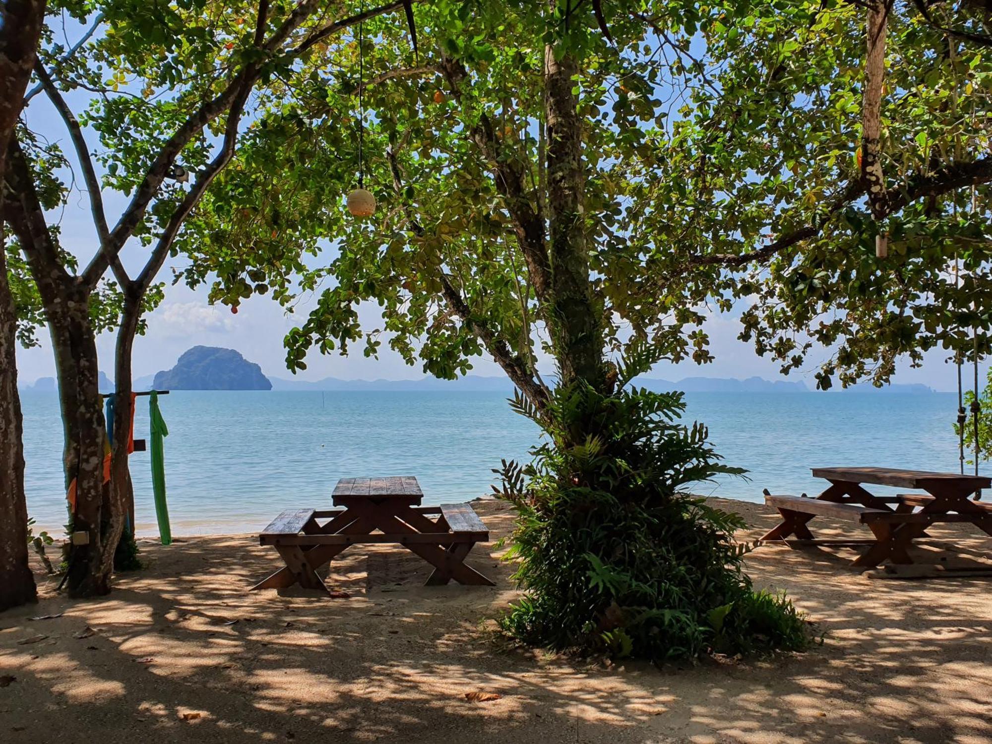 Melina Beach Front Bungalows Tha Lane Bay Экстерьер фото