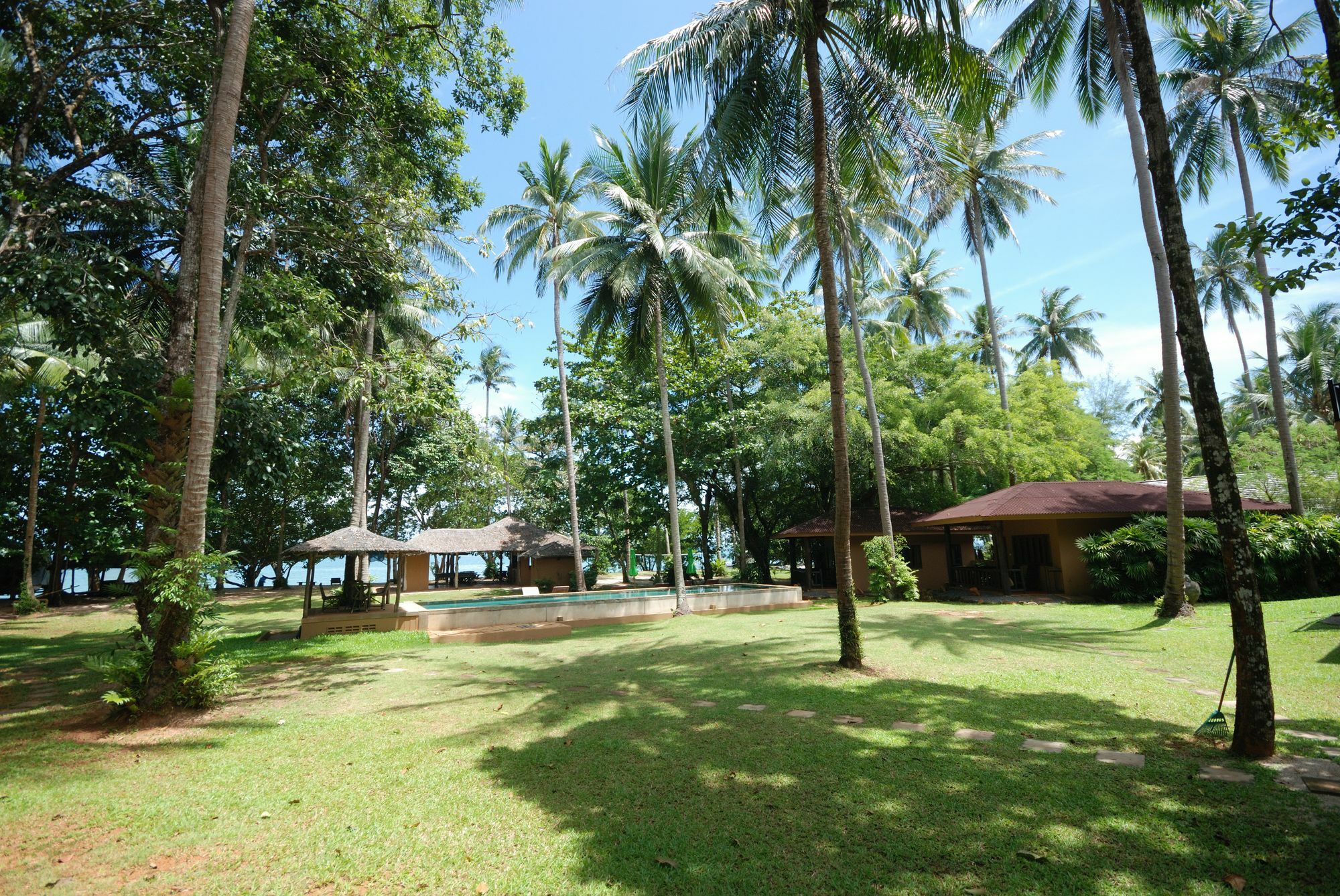 Melina Beach Front Bungalows Tha Lane Bay Экстерьер фото